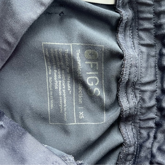 Figs scrub Joggers with Pink Drawstring - Picture 4 of 4